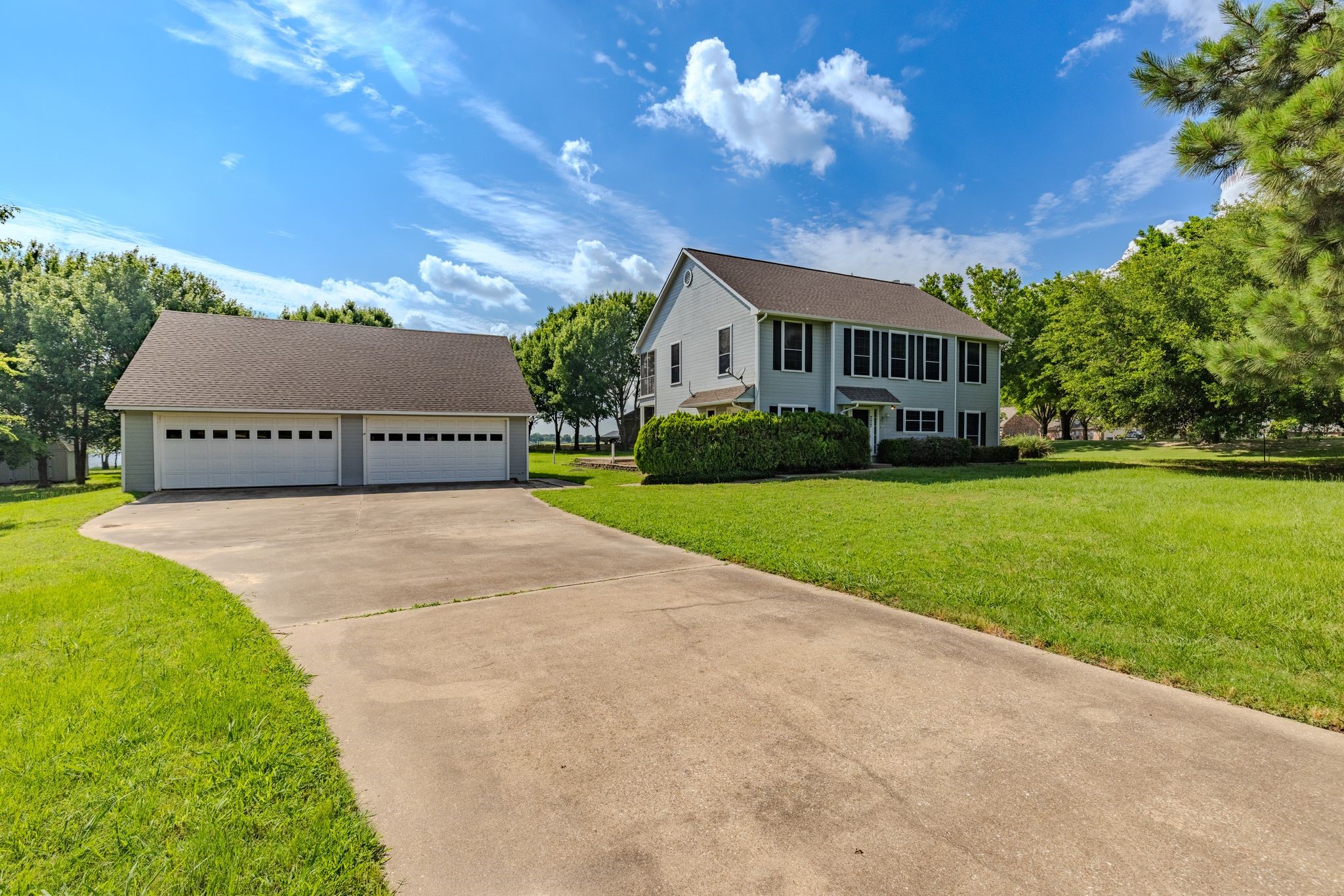777 Rs County Road 3346 Emory TX 75440