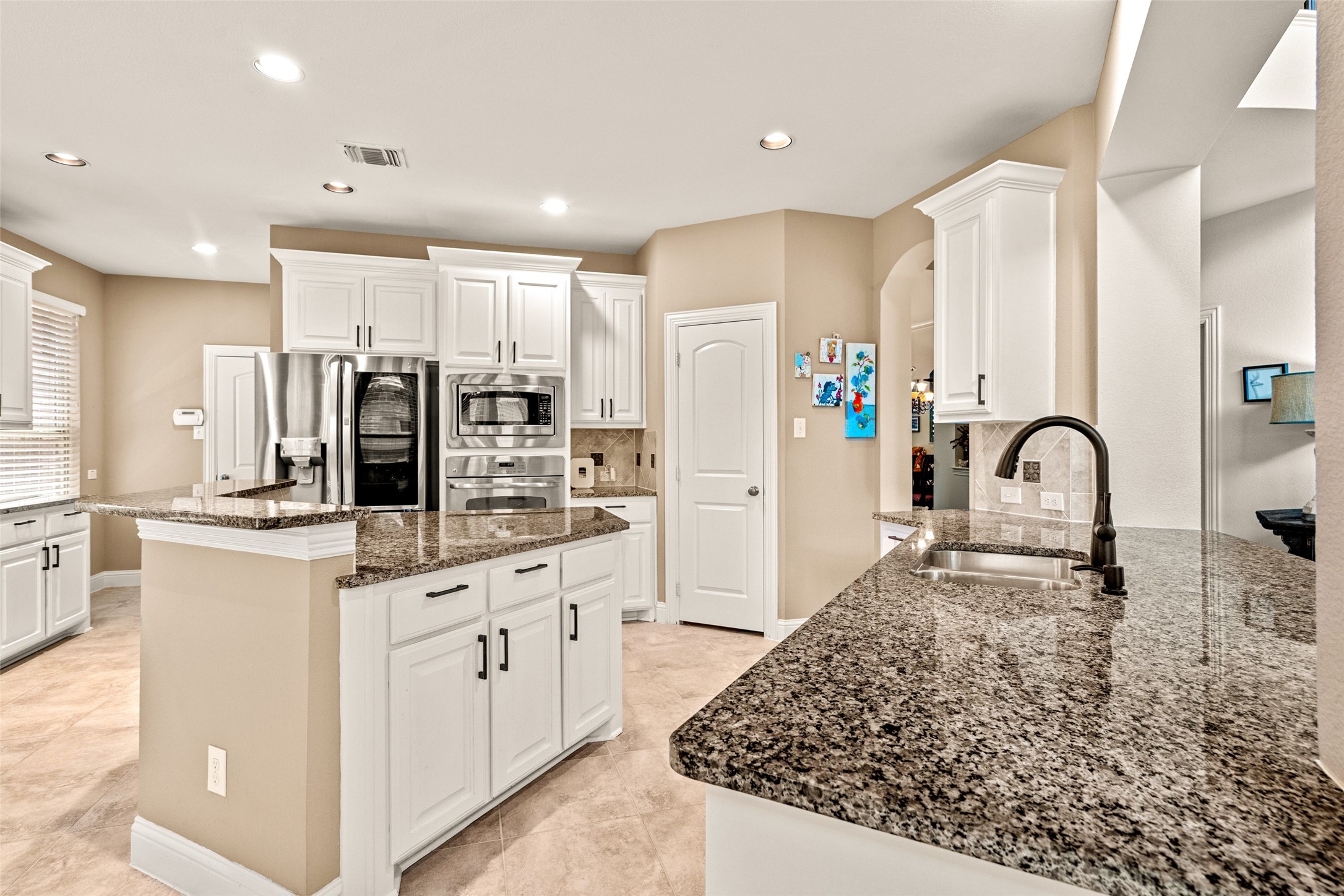 8255 Lindsay Gardens The Colony TX 75056