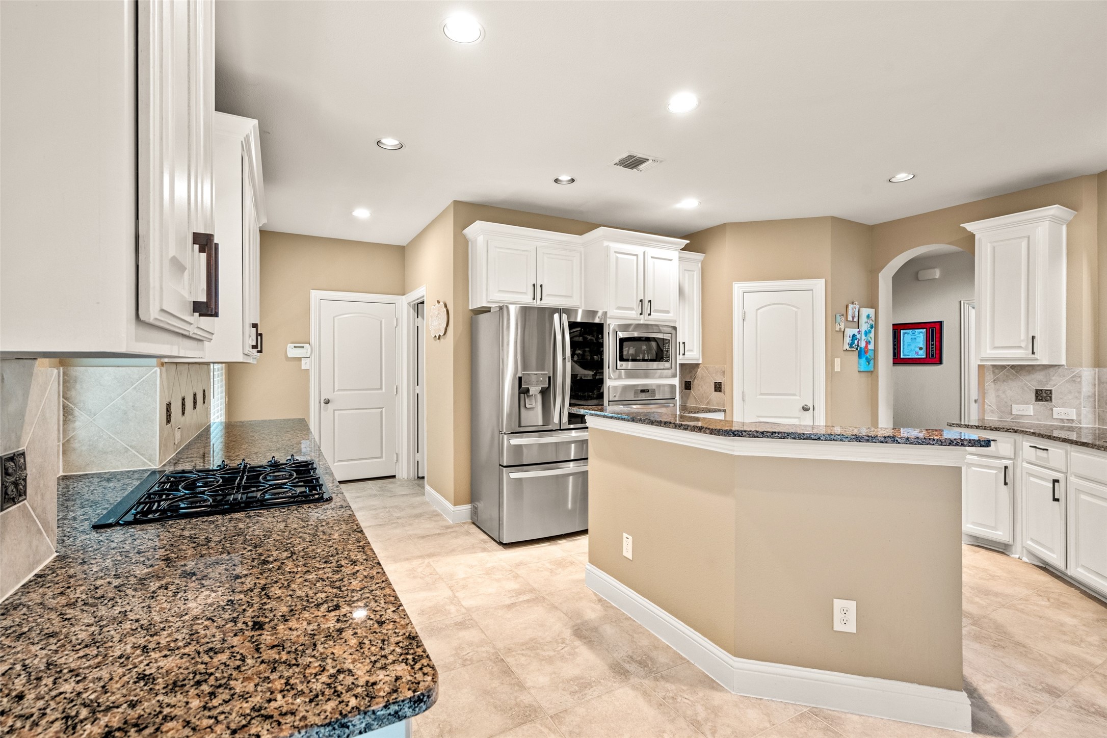 8255 Lindsay Gardens The Colony TX 75056