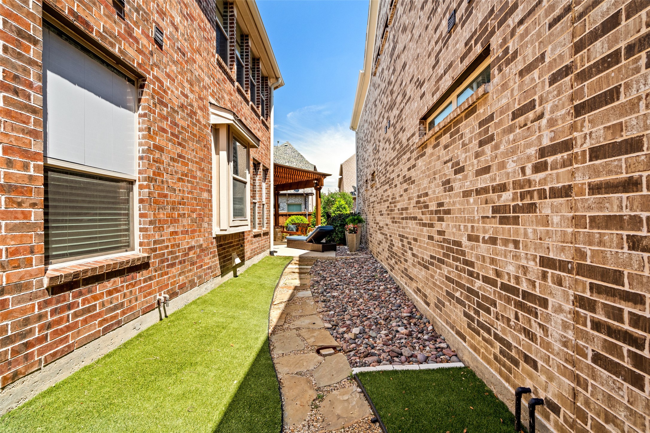 8255 Lindsay Gardens The Colony TX 75056