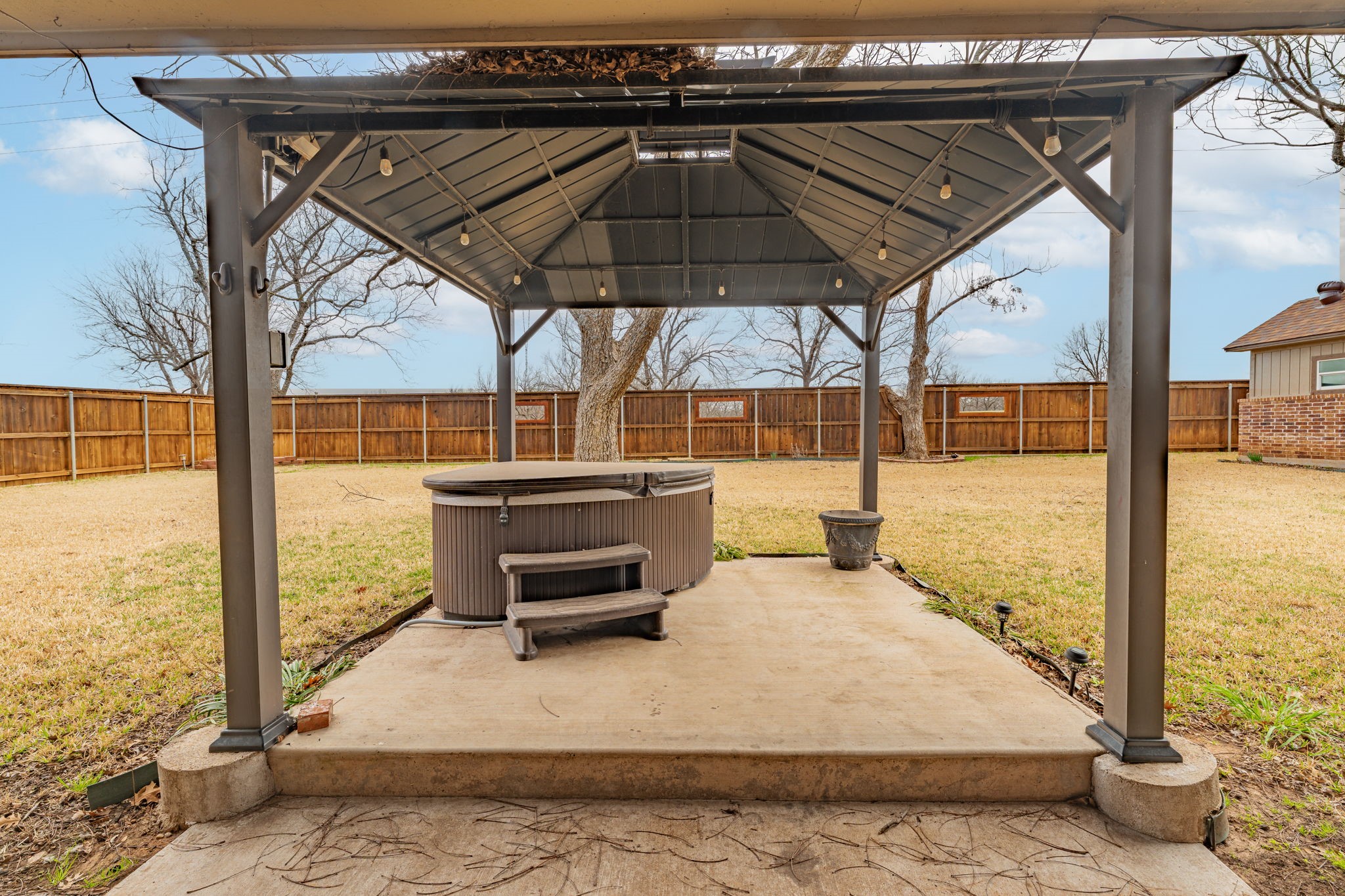 7115 Westover Drive Granbury TX 76049