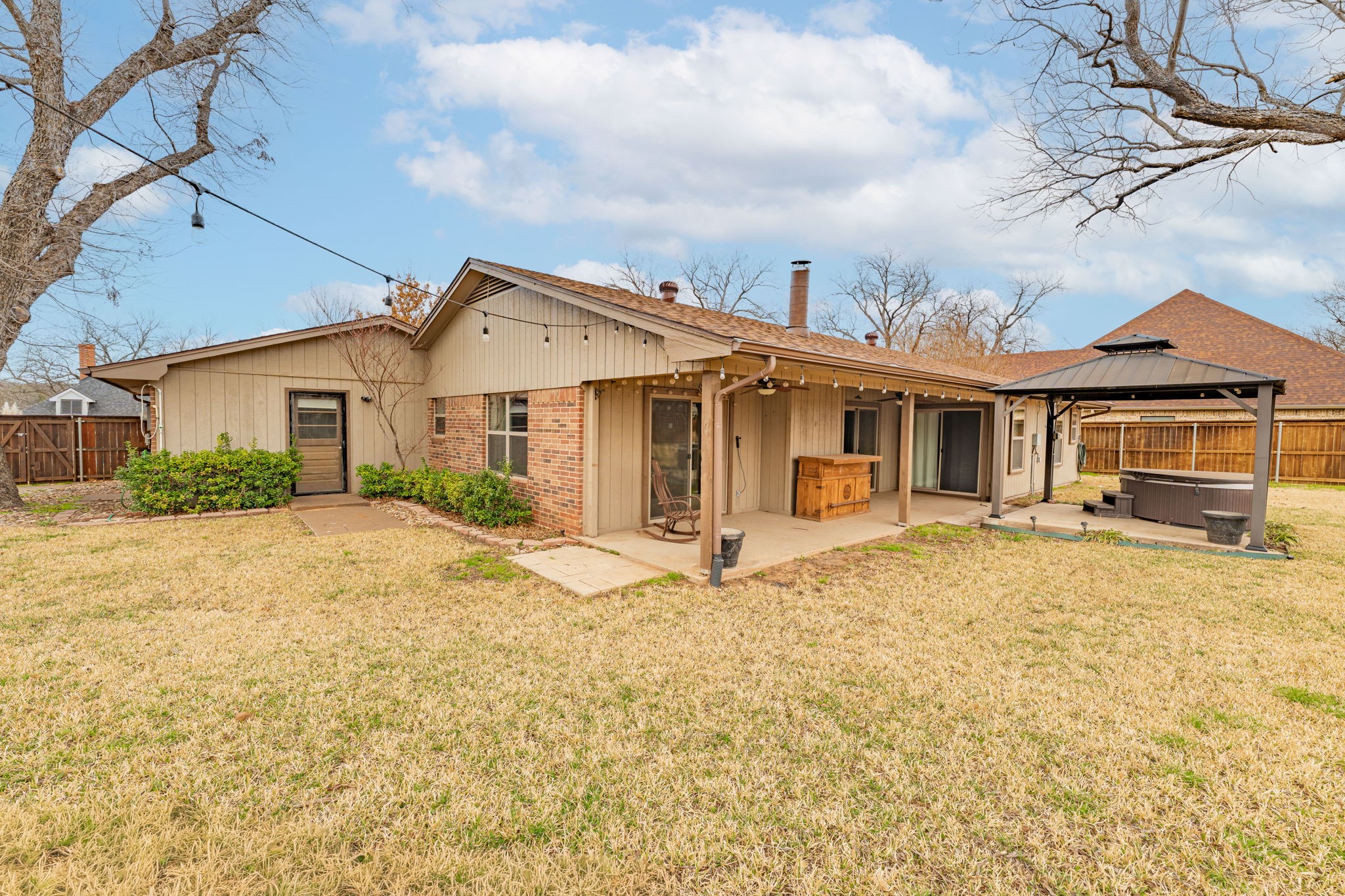 7115 Westover Drive Granbury TX 76049