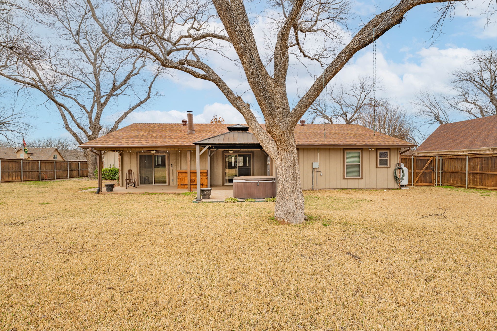 7115 Westover Drive Granbury TX 76049