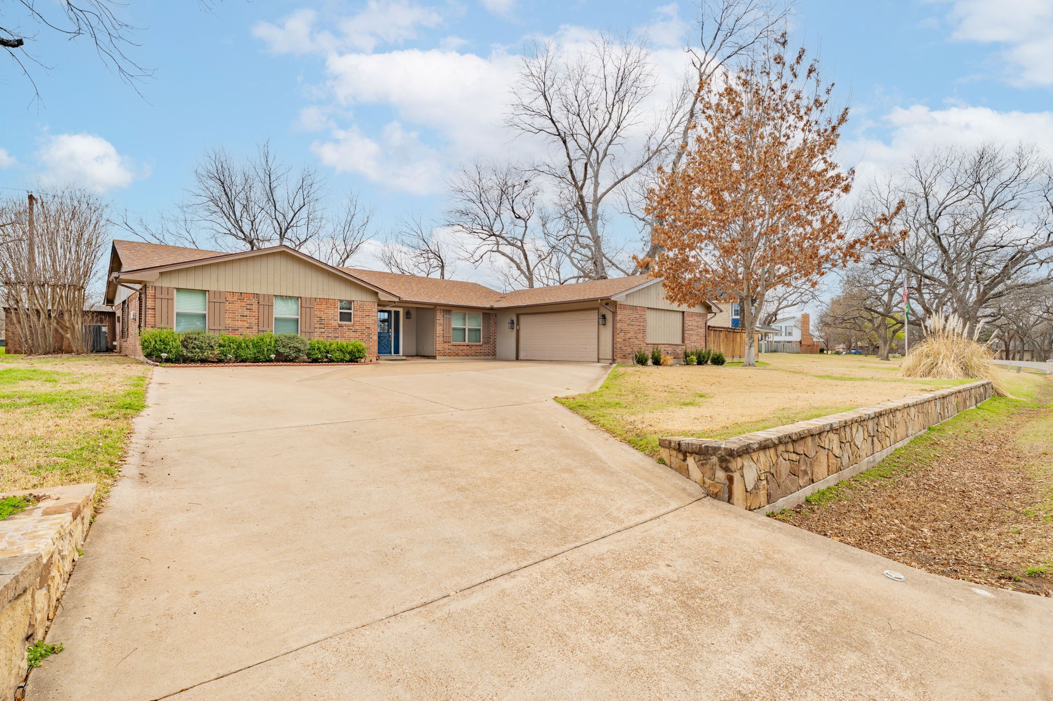 7115 Westover Drive Granbury TX 76049