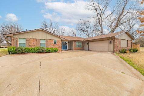 7115 Westover Drive Granbury TX 76049