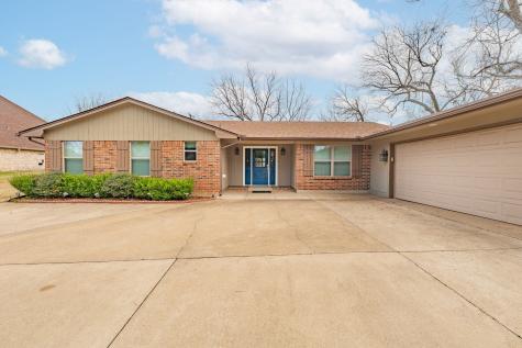 7115 Westover Drive Granbury TX 76049