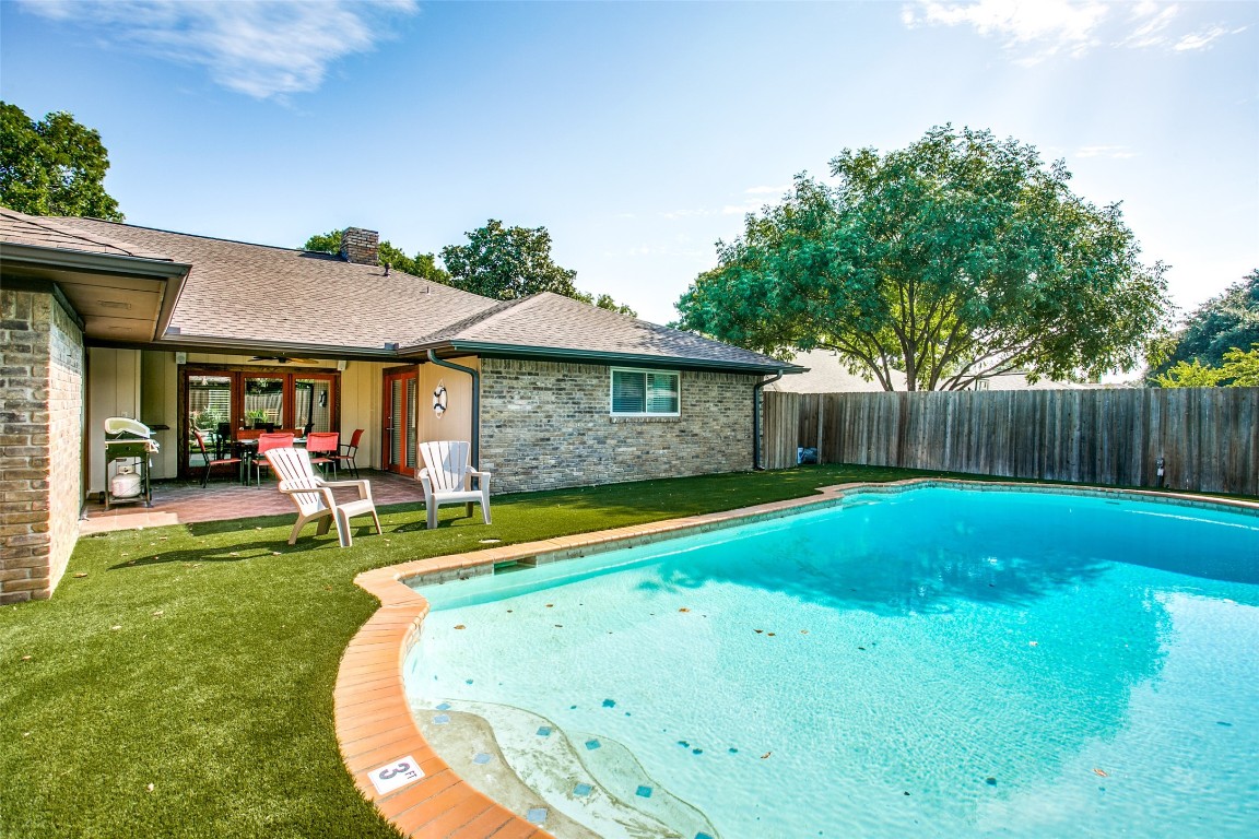 3300 Brookshire Drive Plano TX 75075