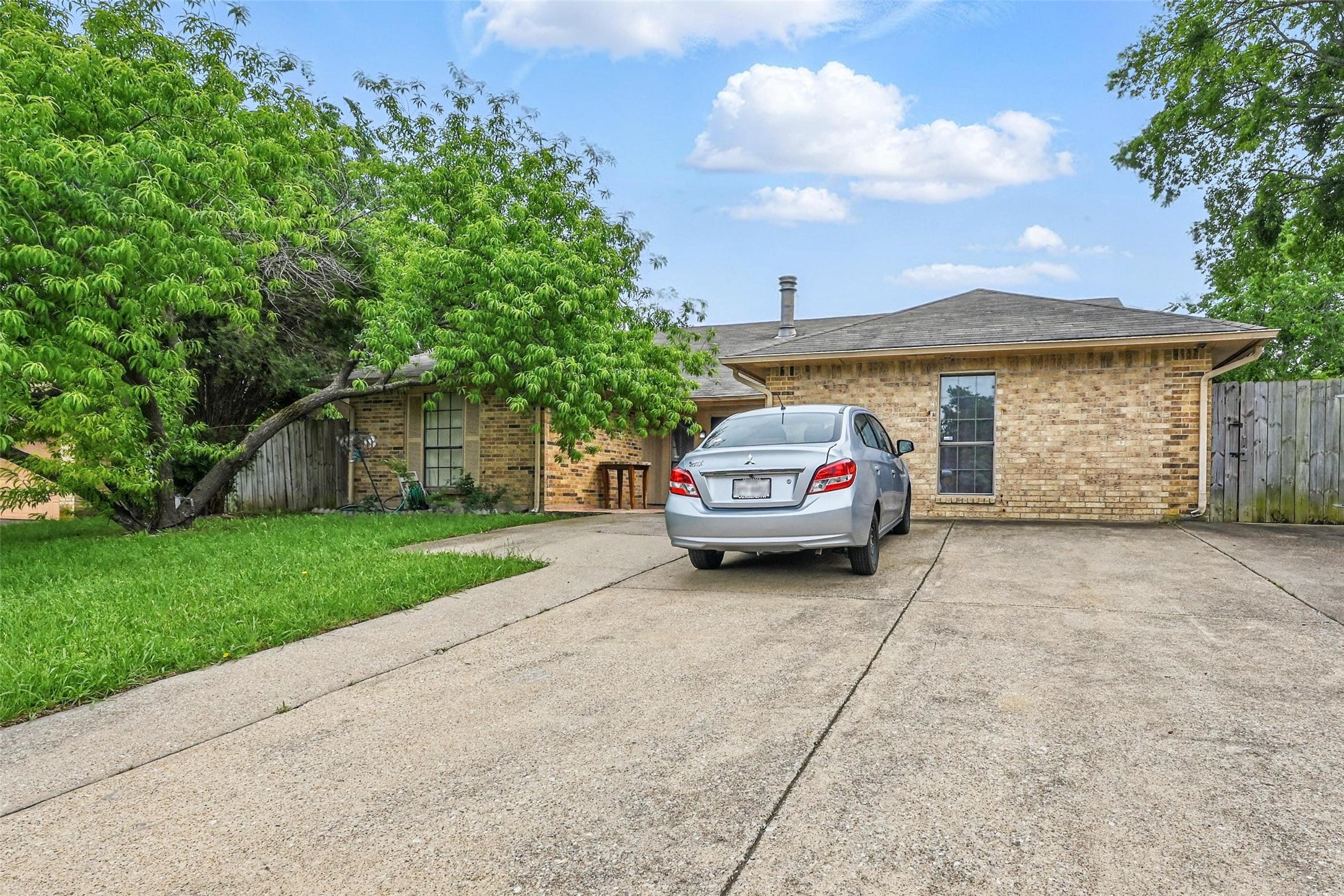 407 Mckinley Street Cedar Hill TX 75104