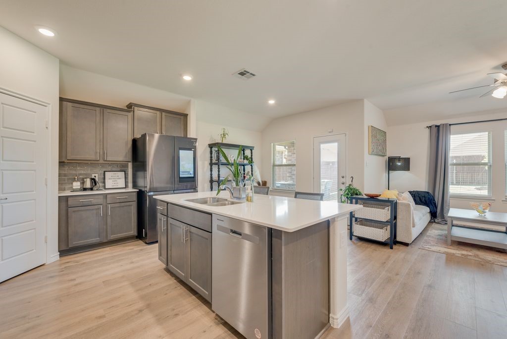 811 Dove Haven Way Lavon TX 75166