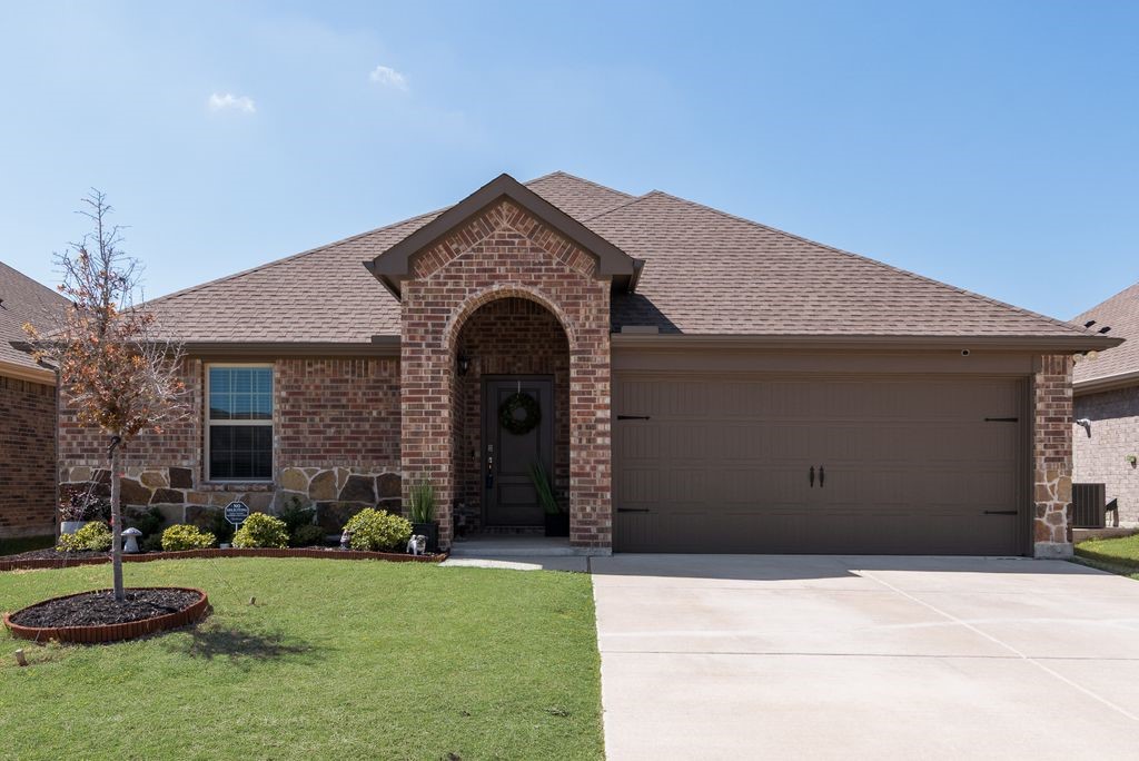811 Dove Haven Way Lavon TX 75166