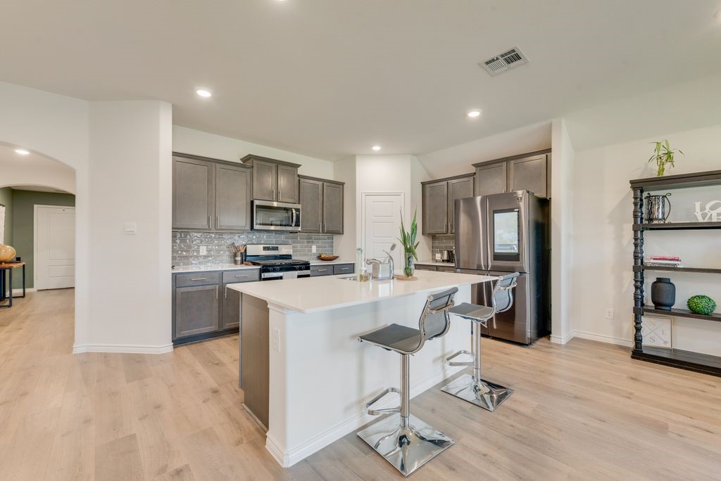 811 Dove Haven Way Lavon TX 75166