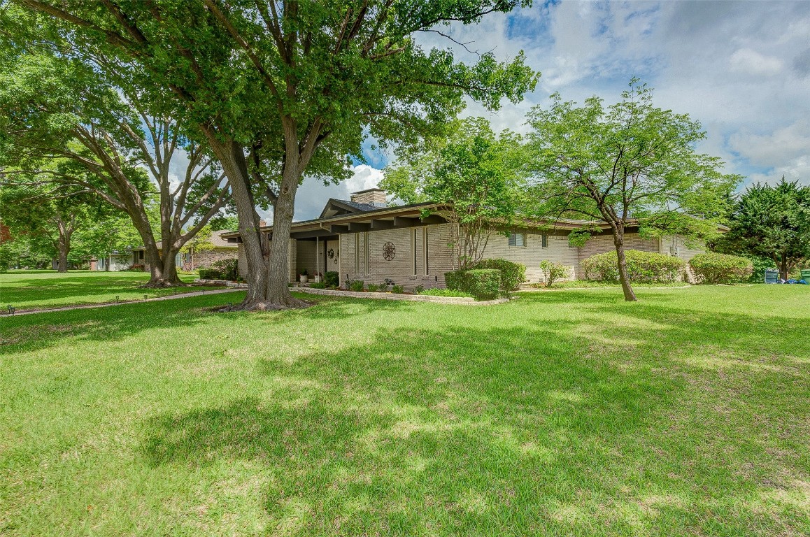 1706 Iroquois Drive Garland TX 75043
