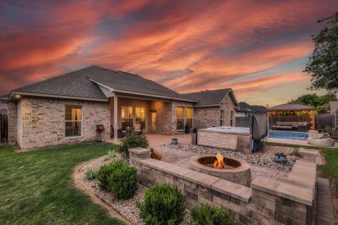 841 Day Star Drive Hewitt TX 76643
