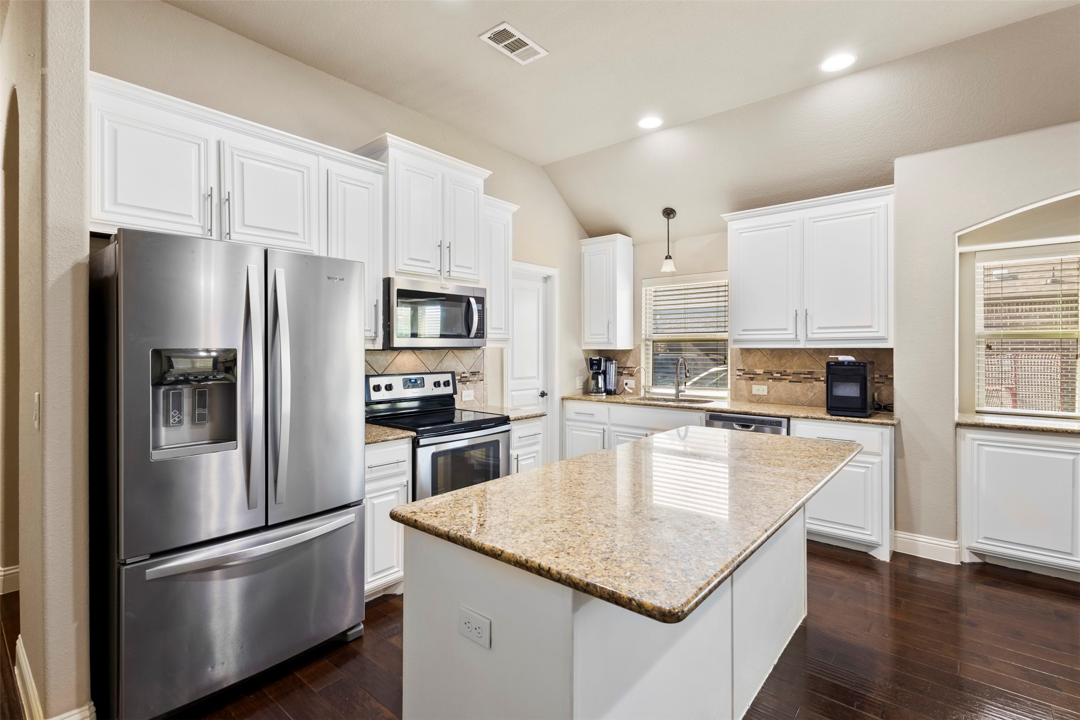 1109 Wheatland Terrace Waxahachie TX 75165