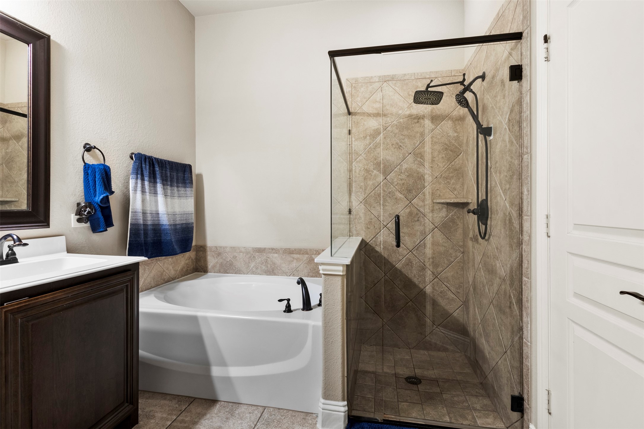 1109 Wheatland Terrace Waxahachie TX 75165