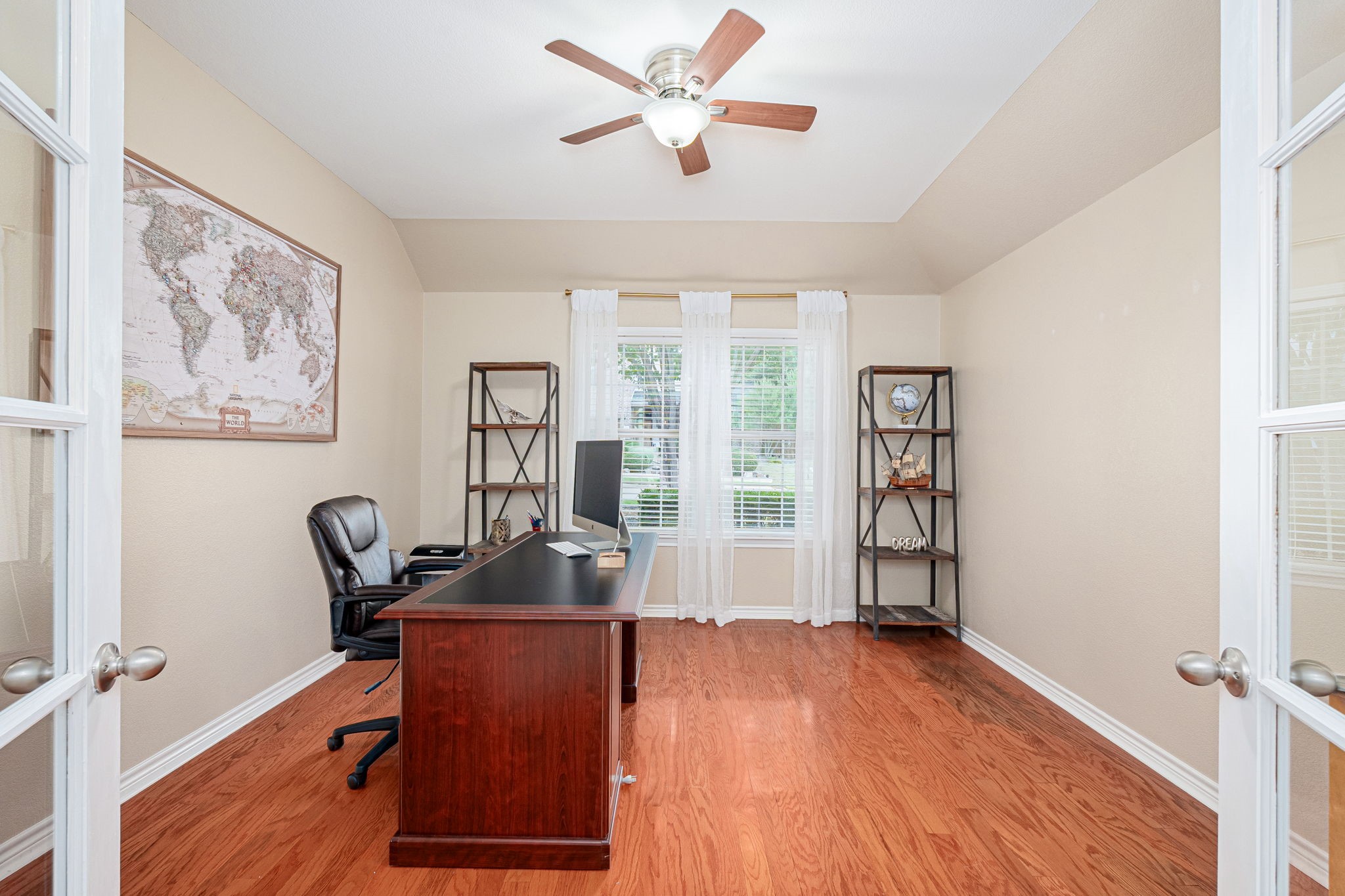 5201 Lake Bend Drive Mckinney TX 75071