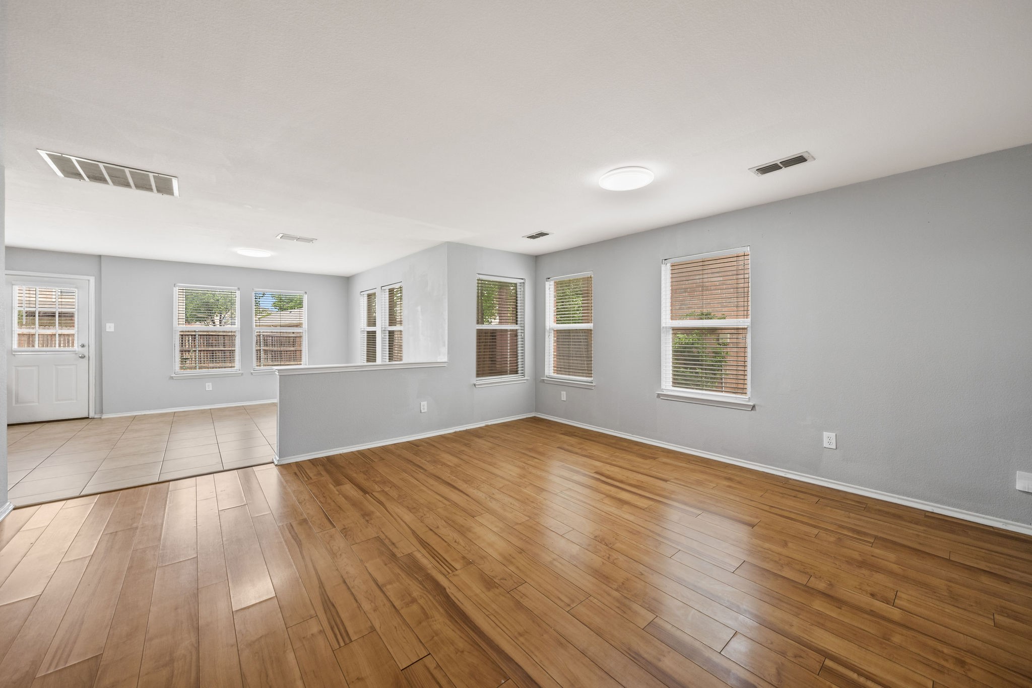 601 Amy Way Euless TX 76039