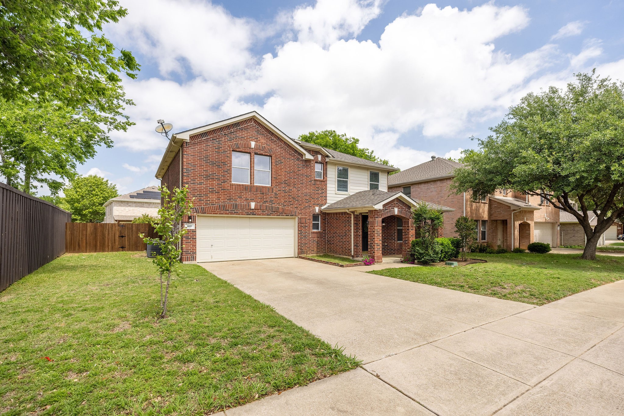 601 Amy Way Euless TX 76039