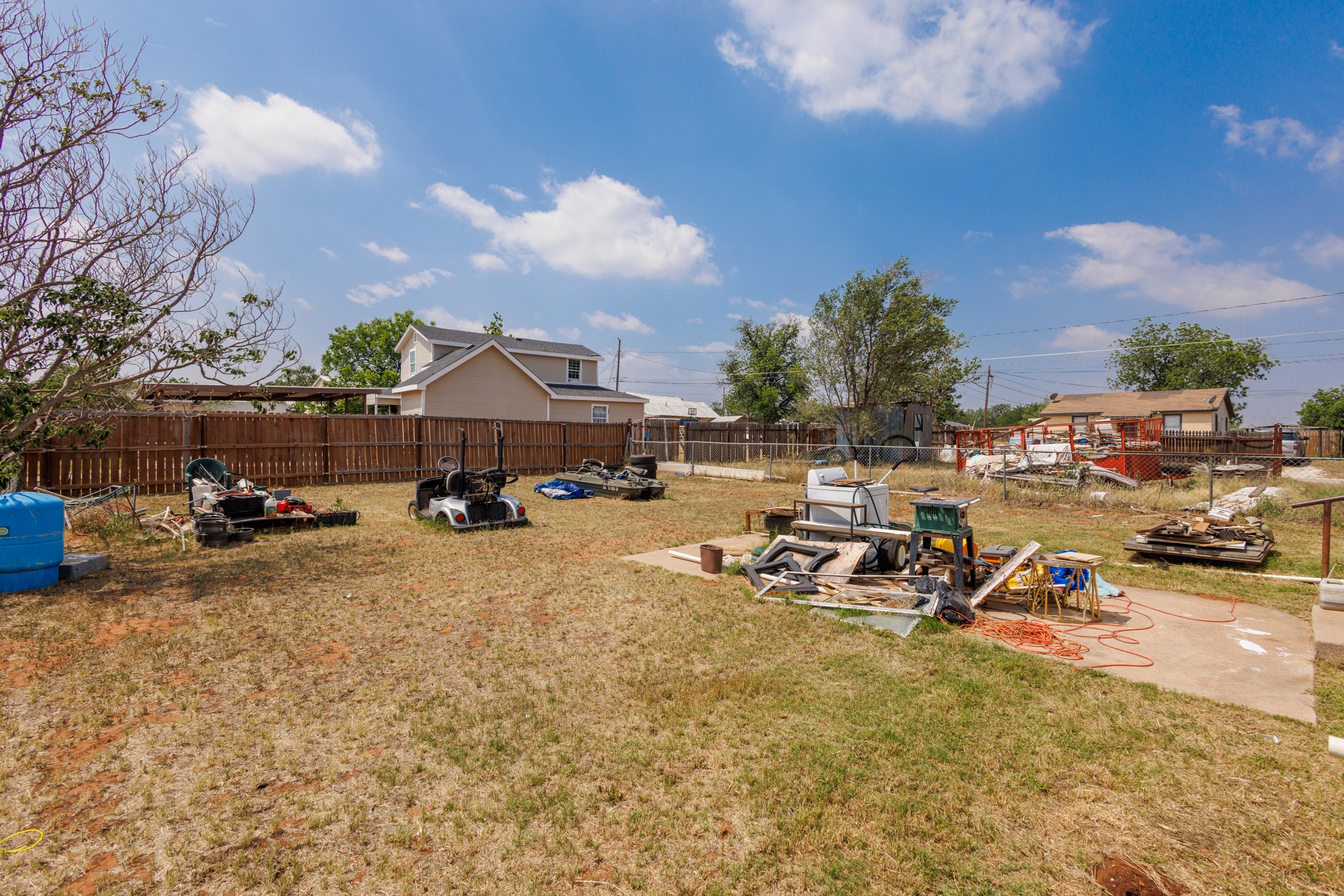 2202 Chester Street Sweetwater TX 79556