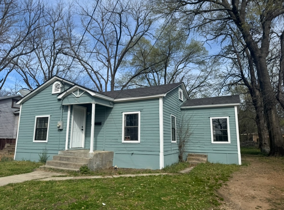 1115 10th Street SE Paris TX 75460