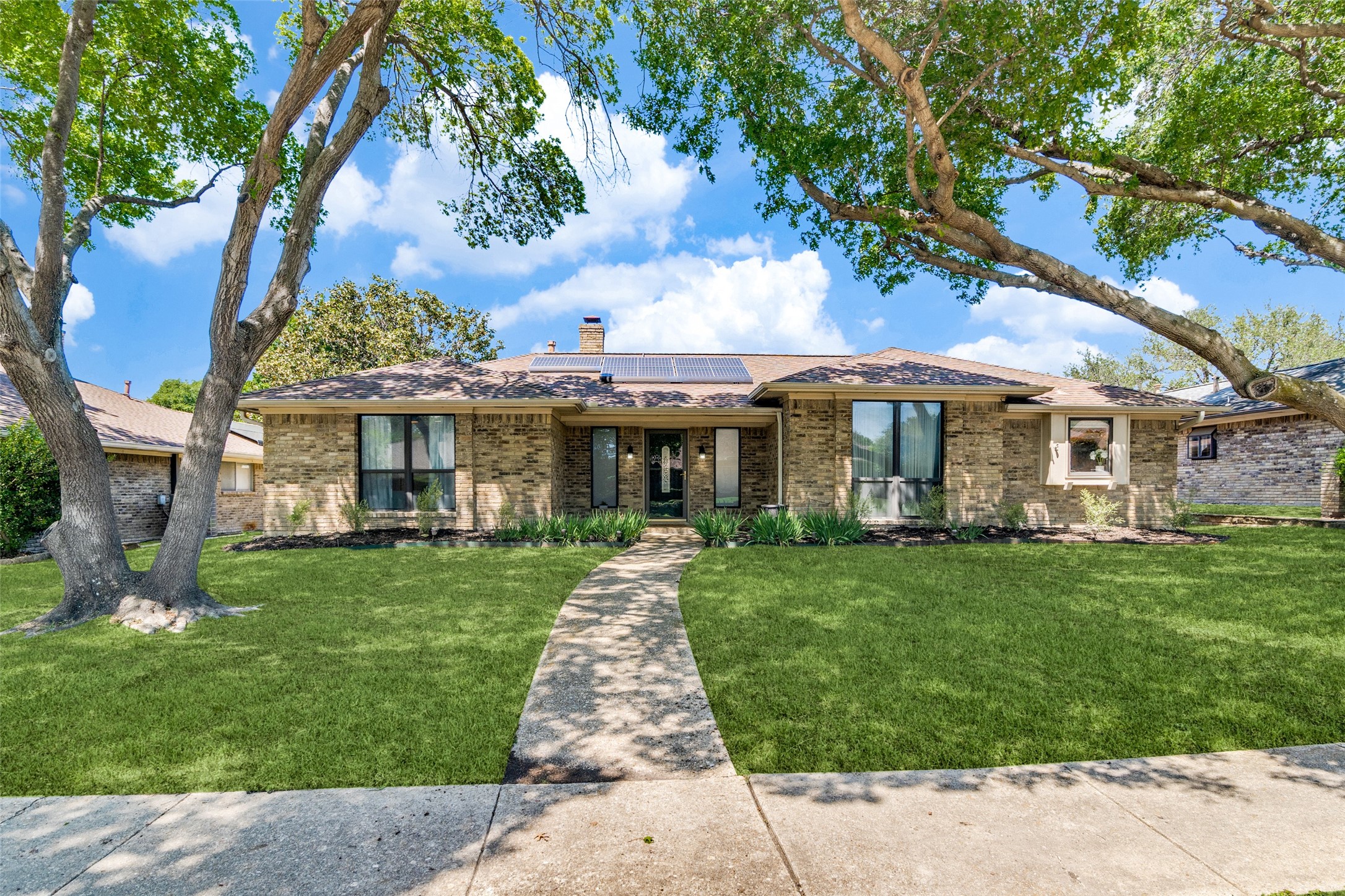 2211 Red Oak Lane Richardson TX 75082