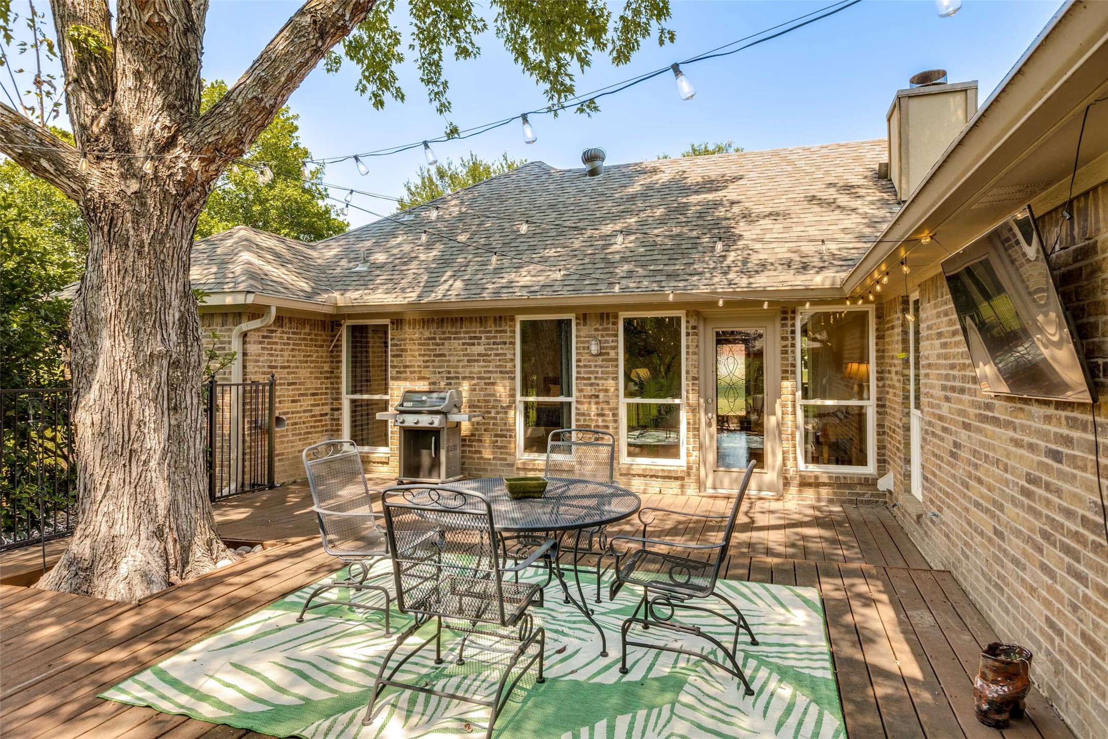 23 Cedar Bend Trail Lucas TX 75002