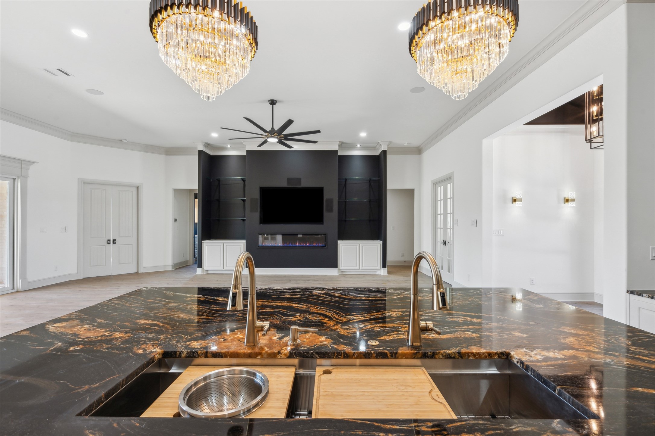 2409 Candlestick Drive Granbury TX 76049