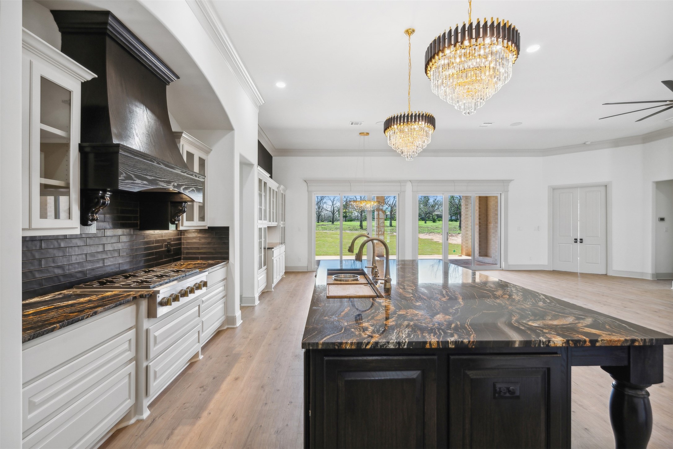 2409 Candlestick Drive Granbury TX 76049