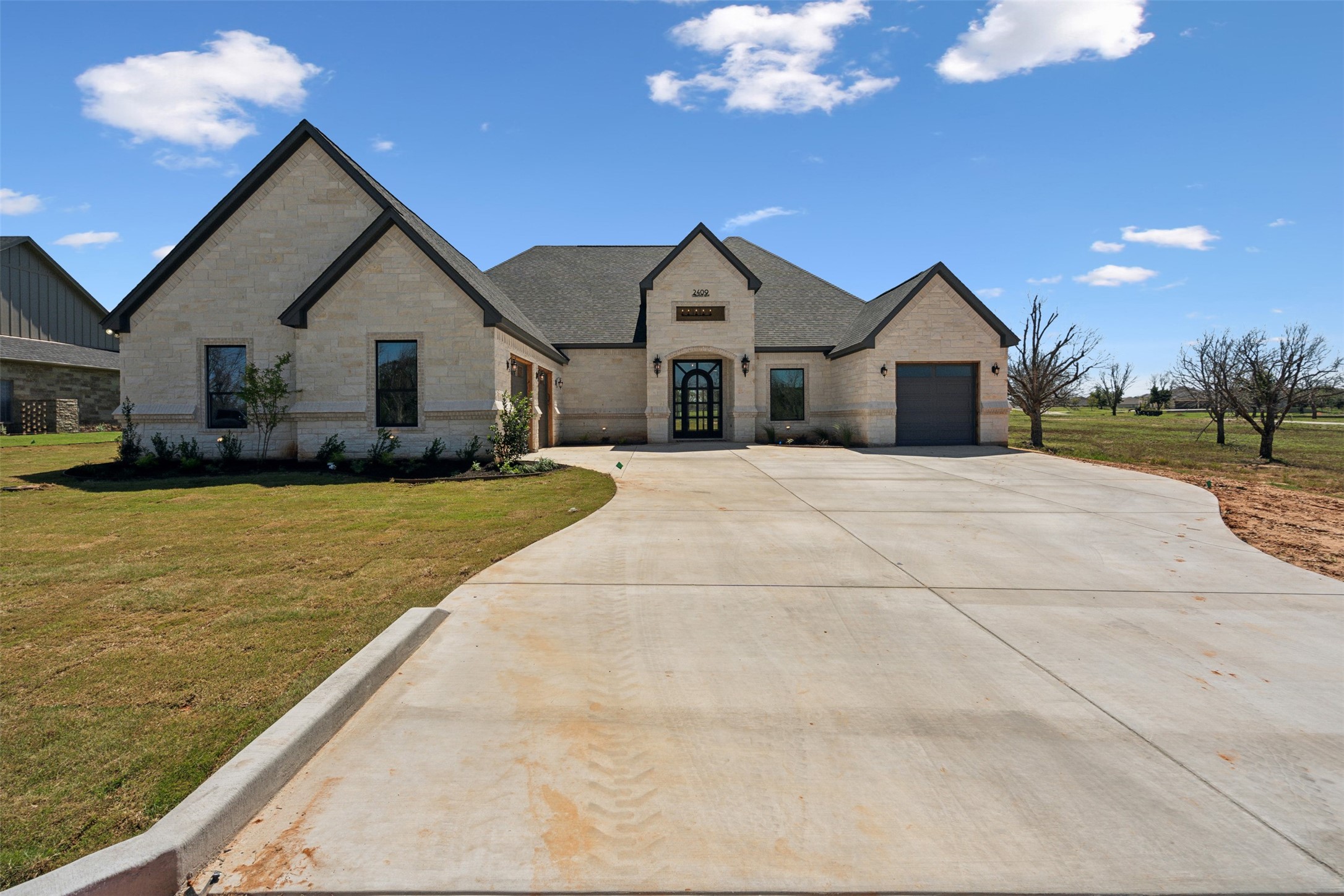 2409 Candlestick Drive Granbury TX 76049