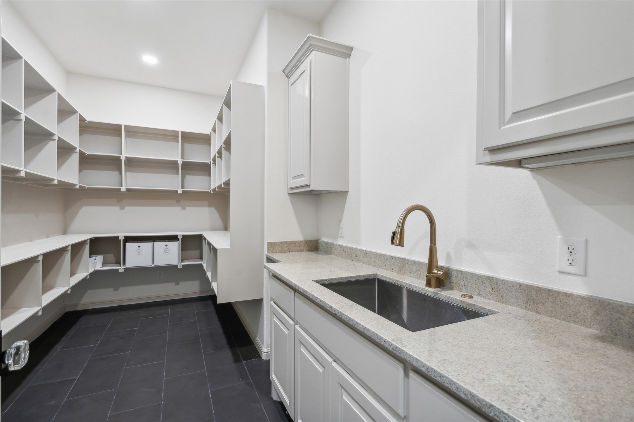 2409 Candlestick Drive Granbury TX 76049