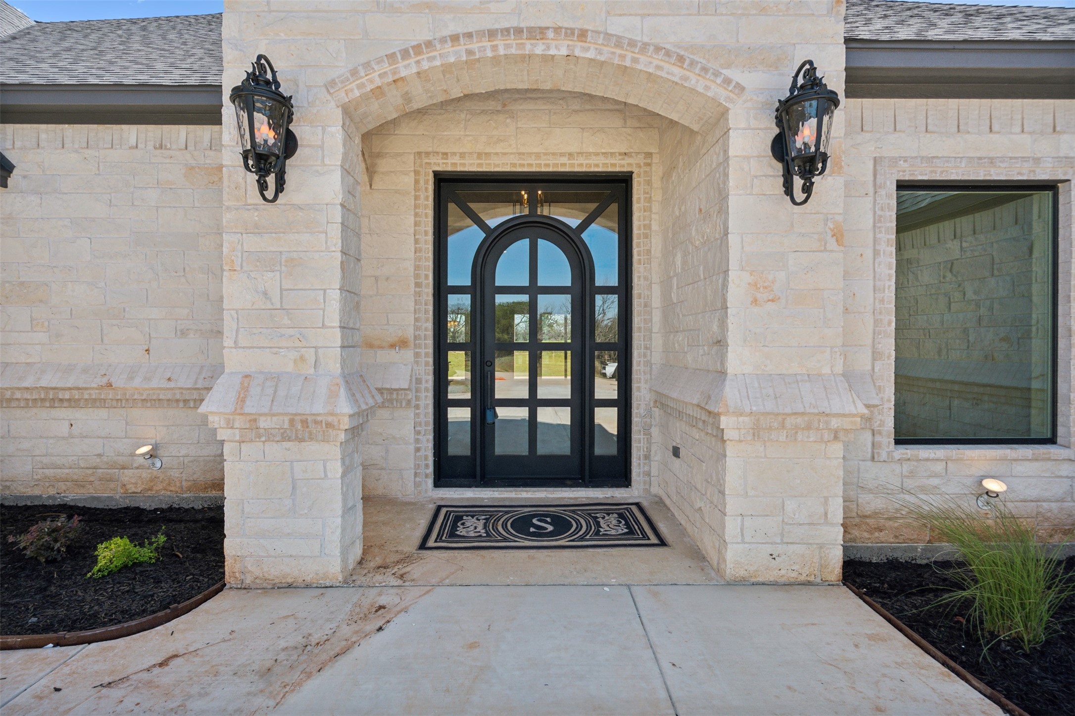2409 Candlestick Drive Granbury TX 76049
