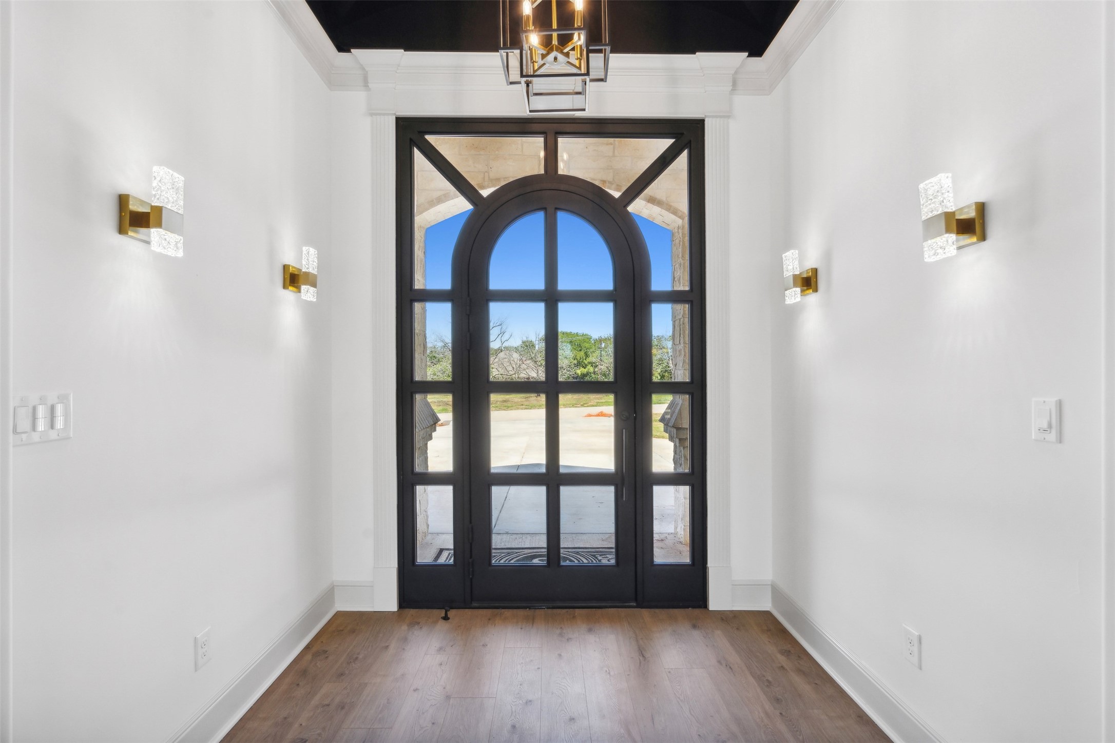 2409 Candlestick Drive Granbury TX 76049