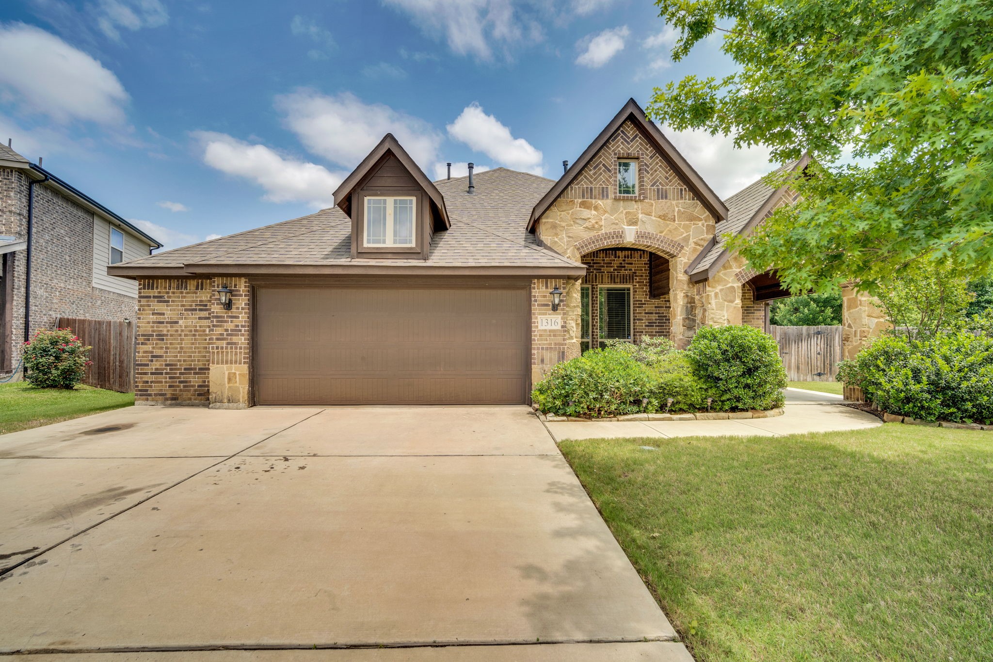 1316 Lacey Oak Drive Mansfield TX 76063