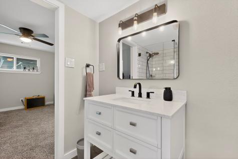 5822 Enchanted Lane Dallas TX 75227