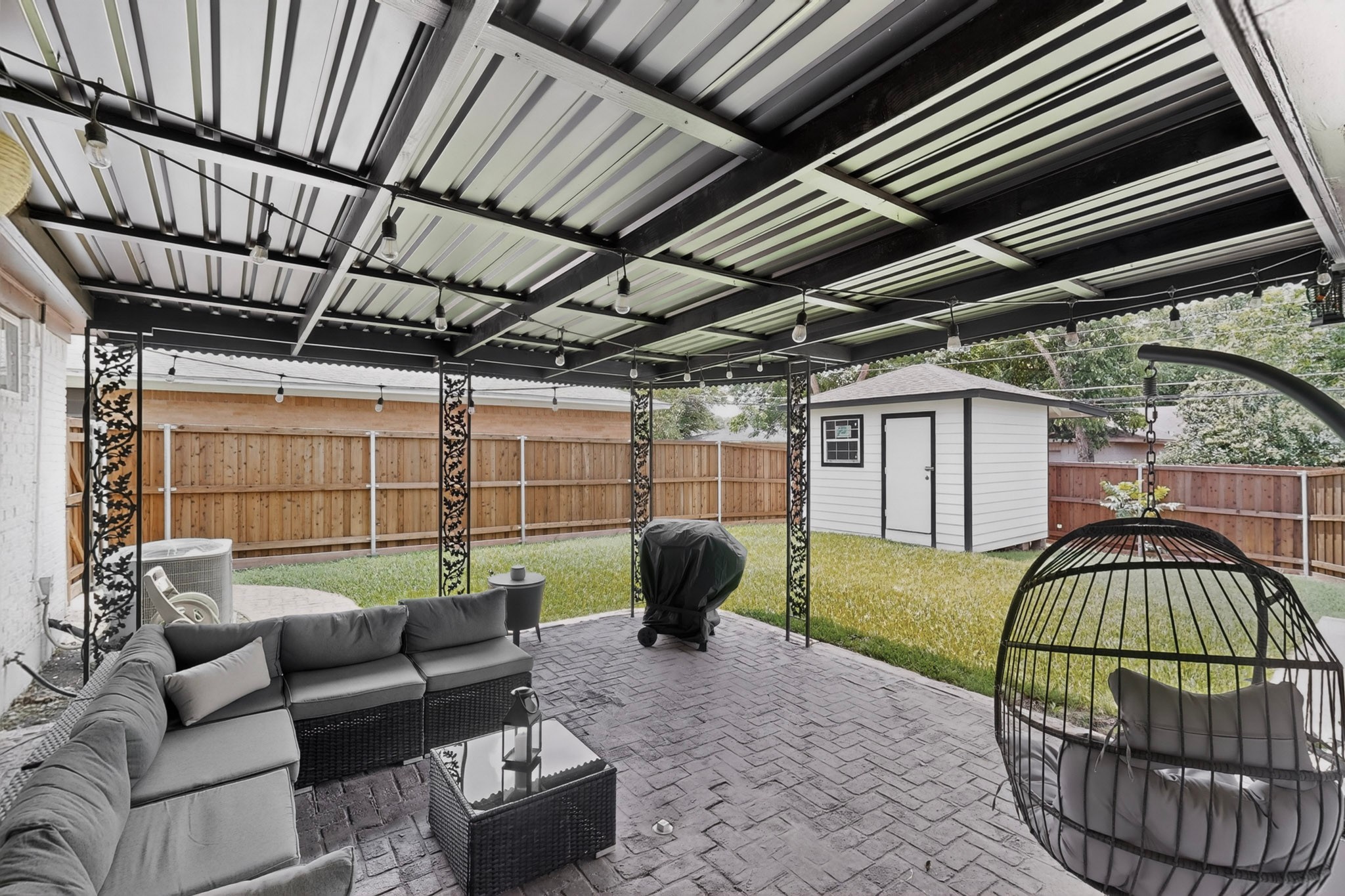 5822 Enchanted Lane Dallas TX 75227