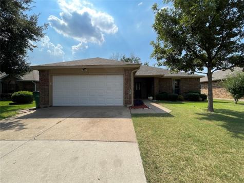 7009 Mccoy Drive Watauga TX 76148