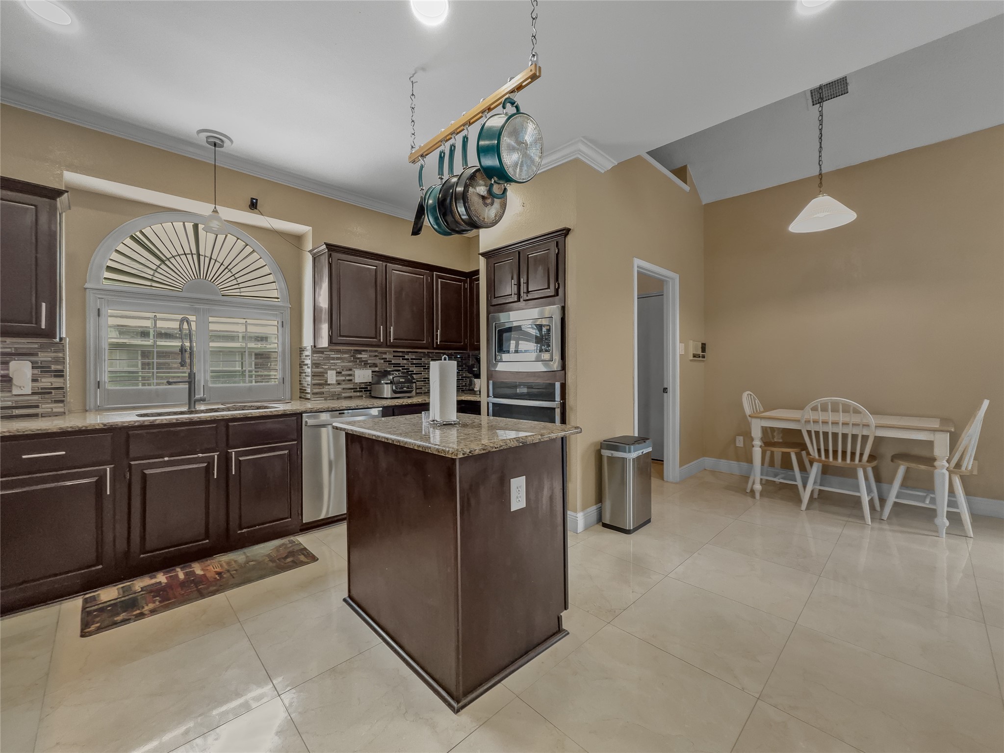 2317 Wellesly Road Rowlett TX 75089
