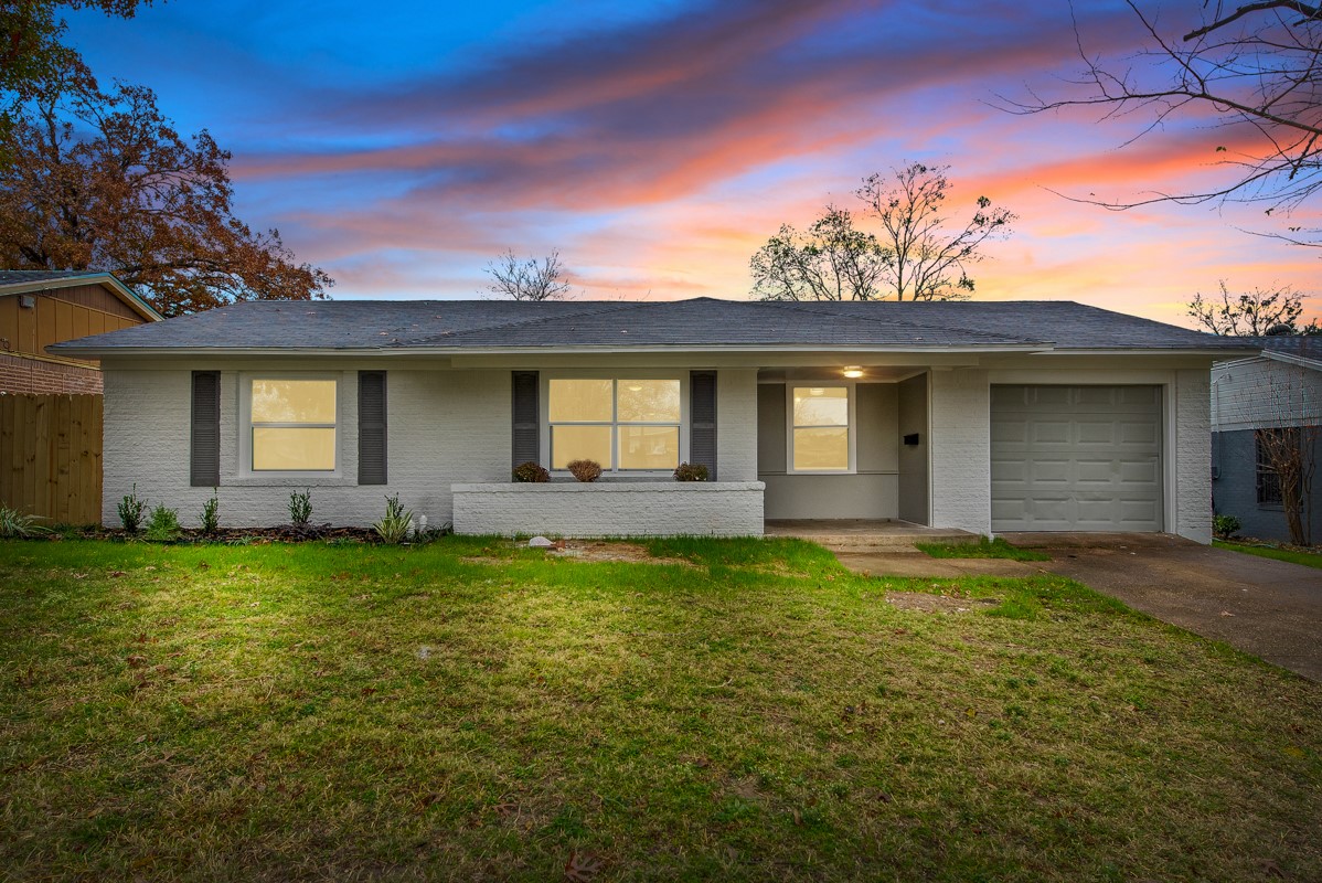 634 Midvale Drive Dallas TX 75232