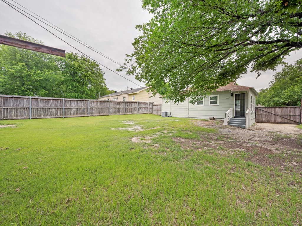 7416 Gaston Avenue Fort Worth TX 76116