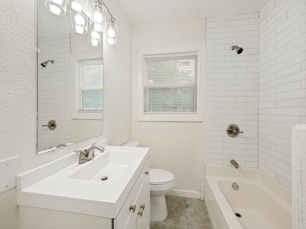 7416 Gaston Avenue Fort Worth TX 76116