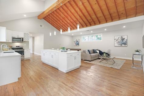 123 N Jester Avenue Dallas TX 75211