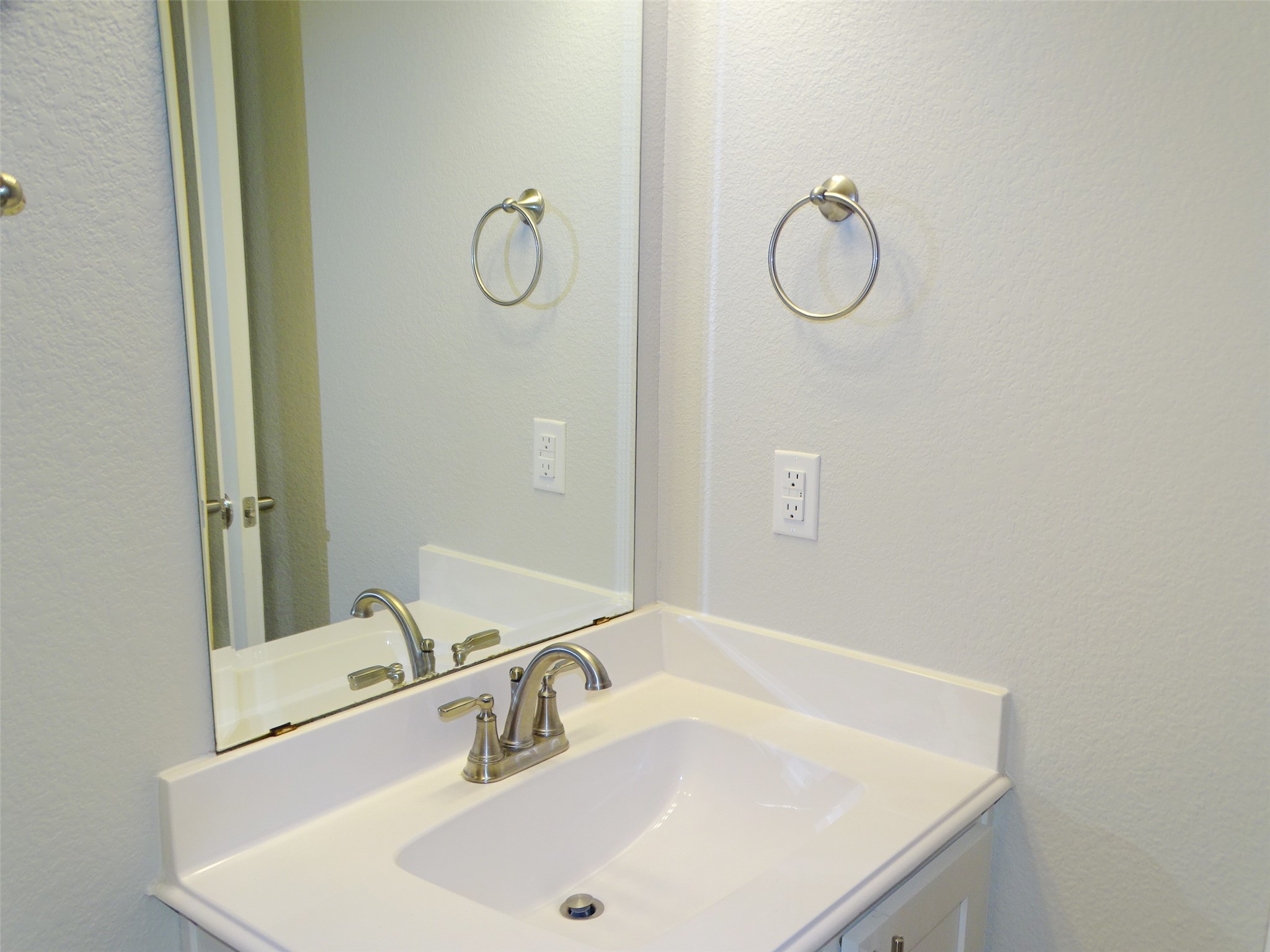 2125 Flora Lane Desoto TX 75115