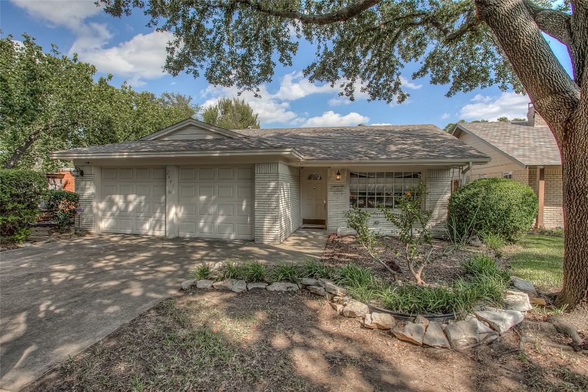 2441 Medford Court E Fort Worth TX 76109