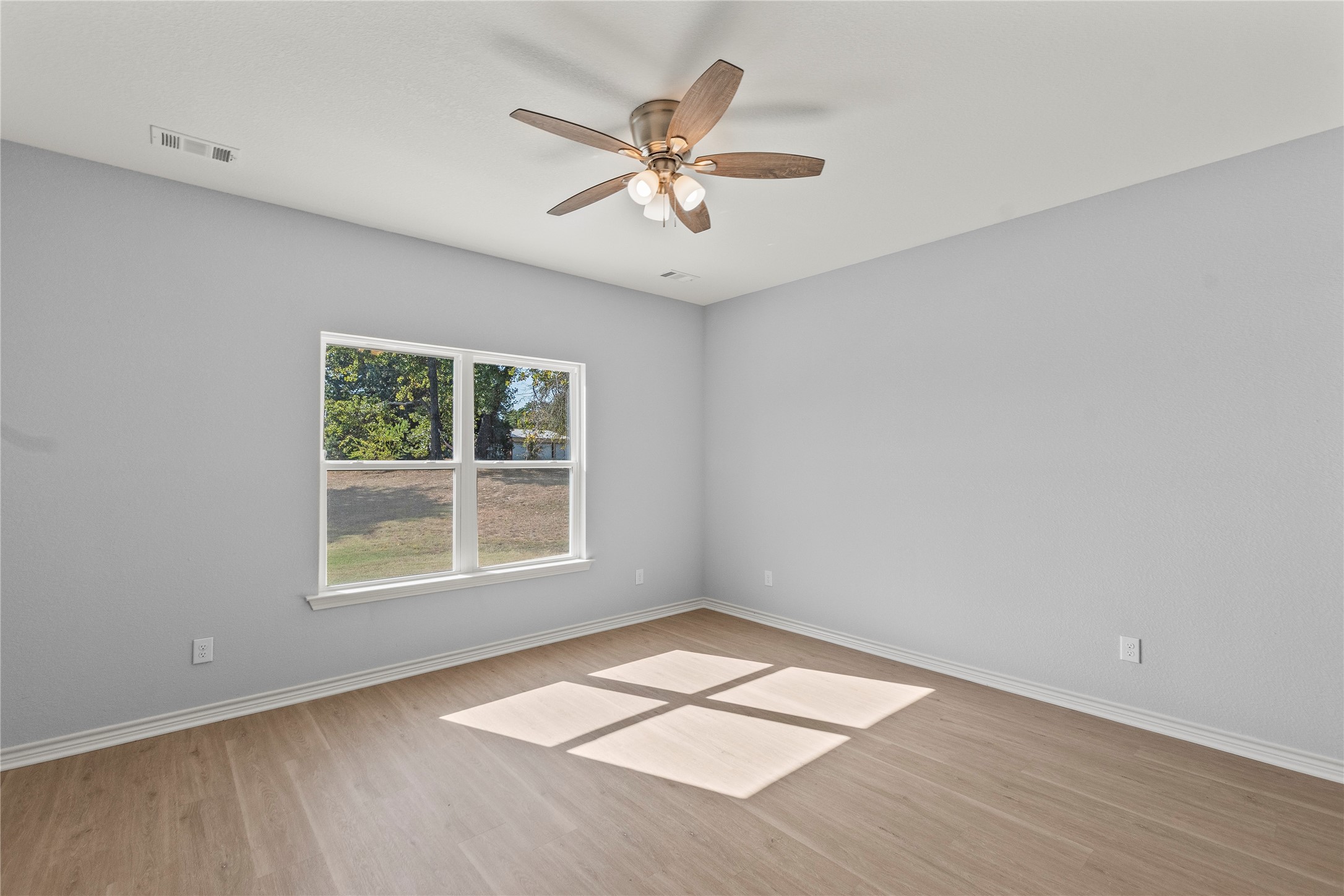 314 Oak Creek Drive Tool TX 75143