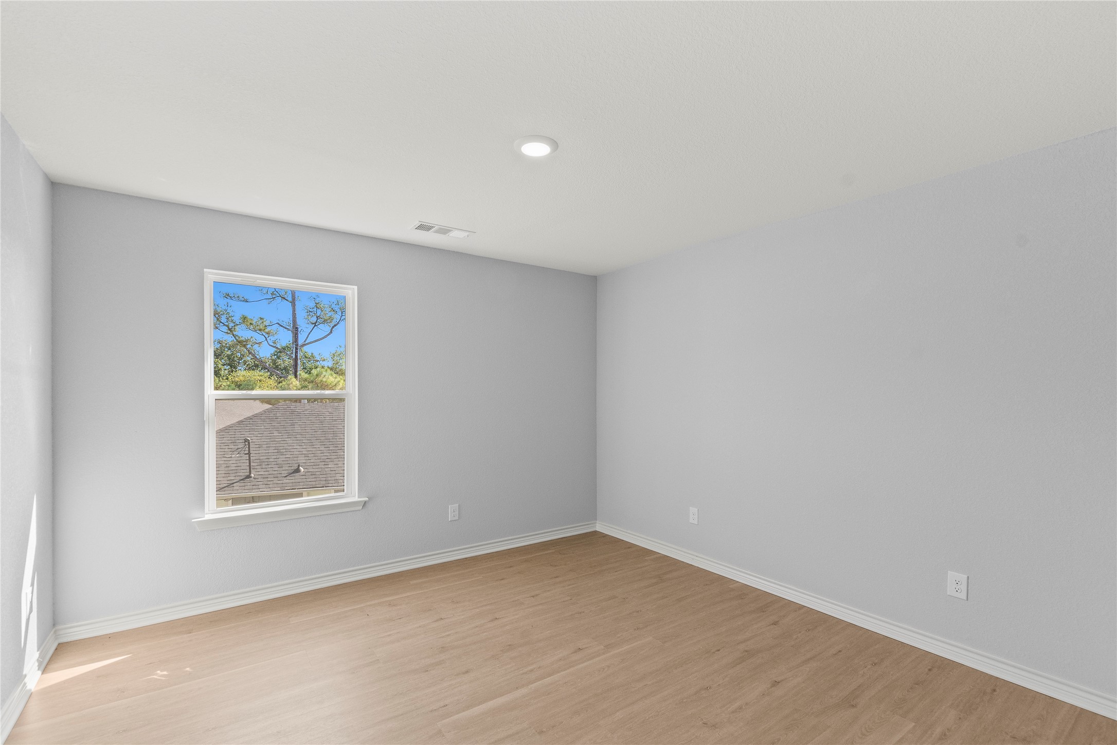 314 Oak Creek Drive Tool TX 75143