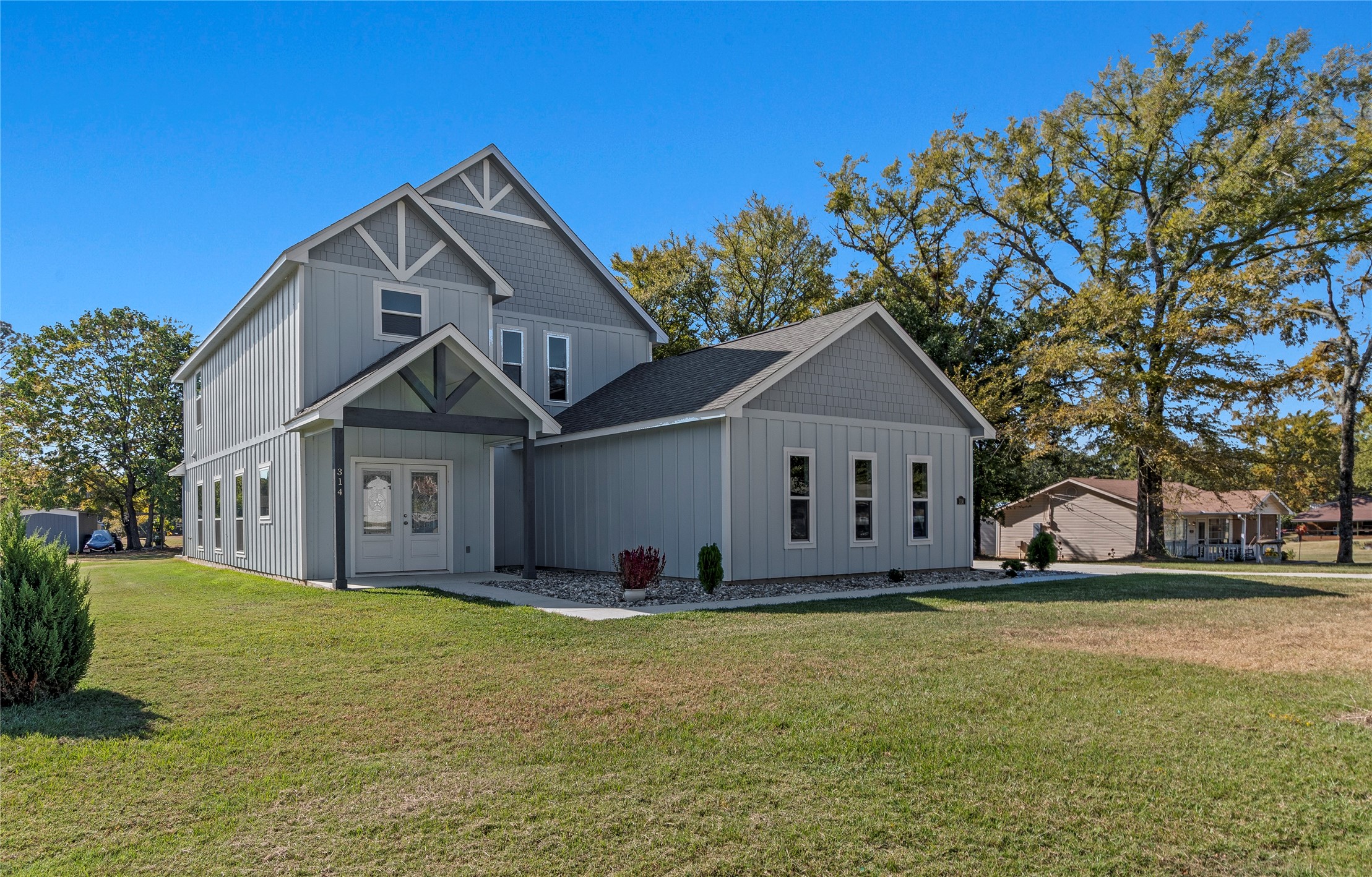 314 Oak Creek Drive Tool TX 75143