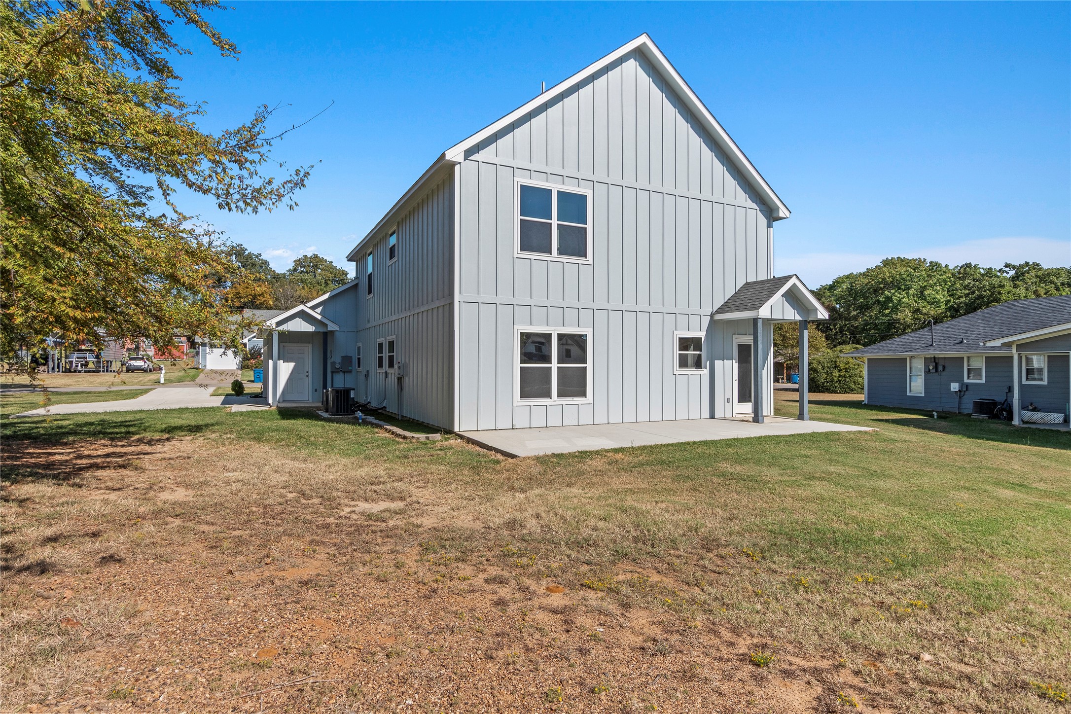314 Oak Creek Drive Tool TX 75143