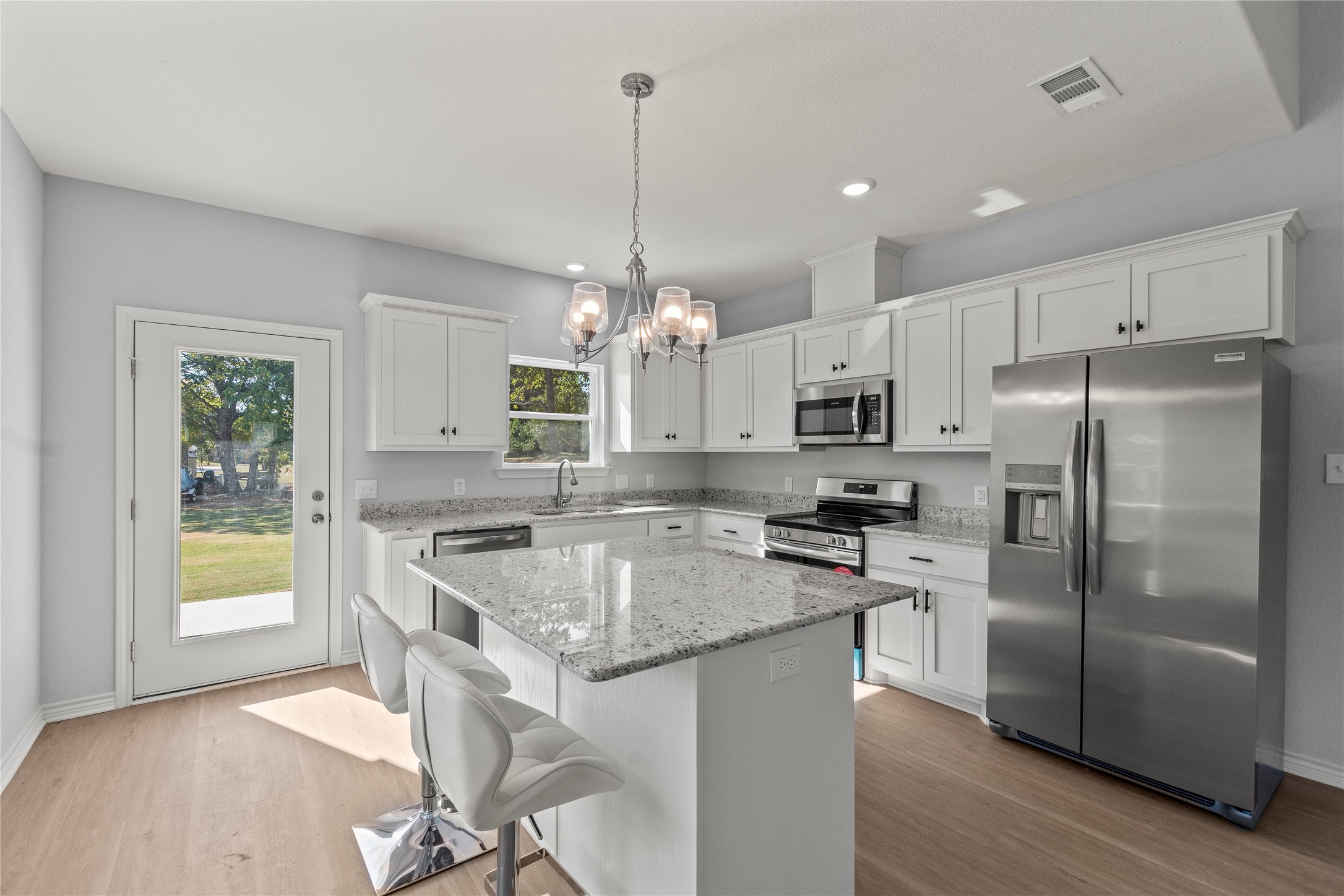 314 Oak Creek Drive Tool TX 75143