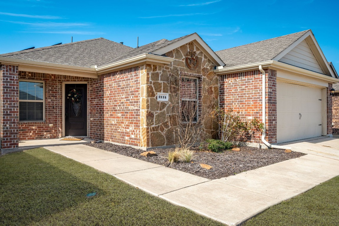 2114 Shady Glen Trail Princeton TX 75407