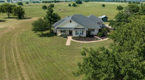 1211 W Fm 922 Valley View TX 76272